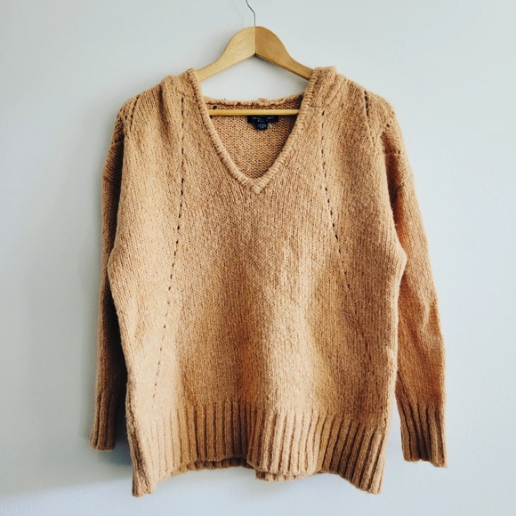 AMERICAN EAGLE | Woman's Tan Knit Pullover Sweater Small - Picture 1 of 7